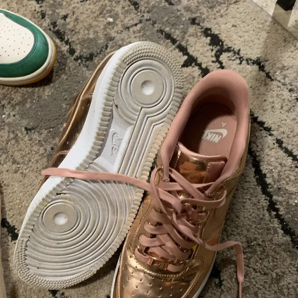 dunk Nike Women Air force 1 SP Metallic Rose Gold CQ6566-900 Size 11